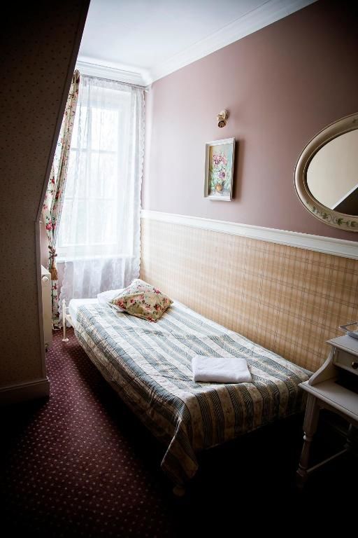 Отели типа «постель и завтрак» Dwór Złotopolska Dolina Mansion House Трембки-54